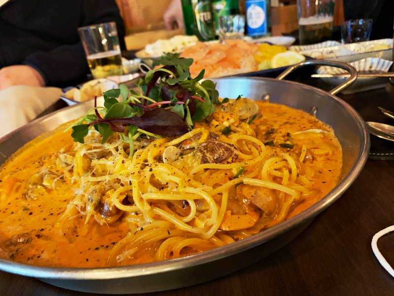 수원 권선동 어부바 生연어와 해장파스타(최애맛집인정)